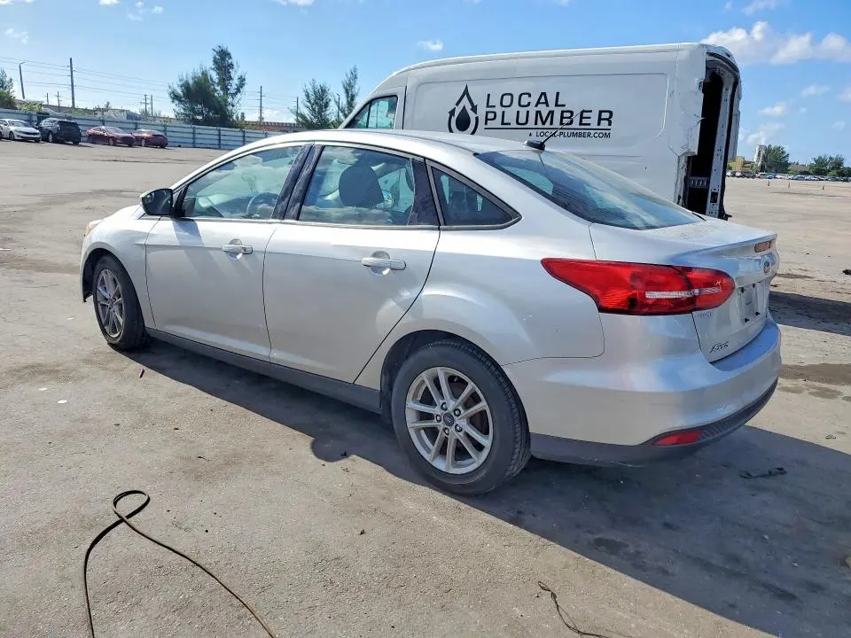 2017 FORD FOCUS SE  