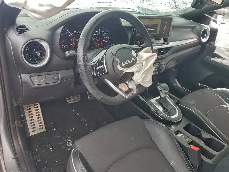 2024 KIA FORTE GT LINE  