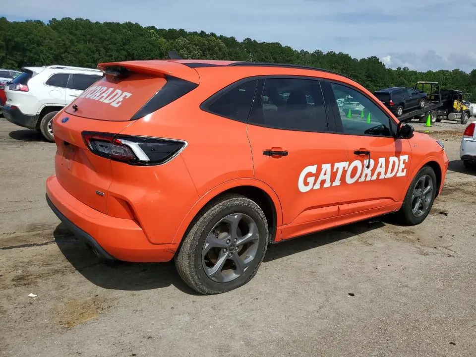 2023 FORD ESCAPE ST LINE  