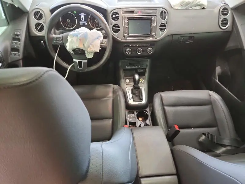 2016 VOLKSWAGEN TIGUAN S  