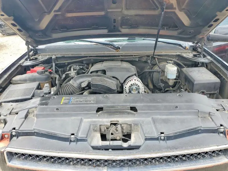 2013 CHEVROLET AVALANCHE LS  