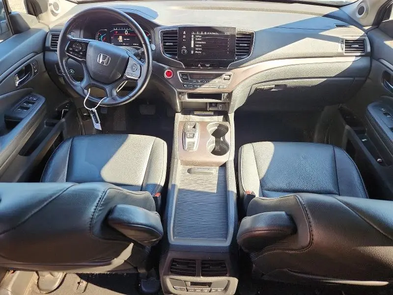 2021 HONDA PILOT SE  