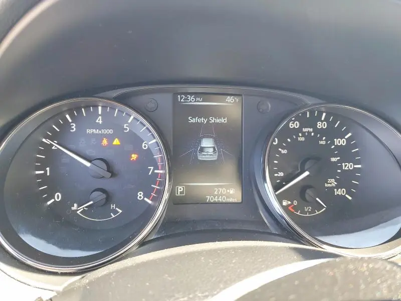2017 NISSAN ROGUE SV  