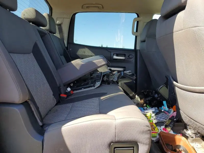 2016 TOYOTA TUNDRA SR5  