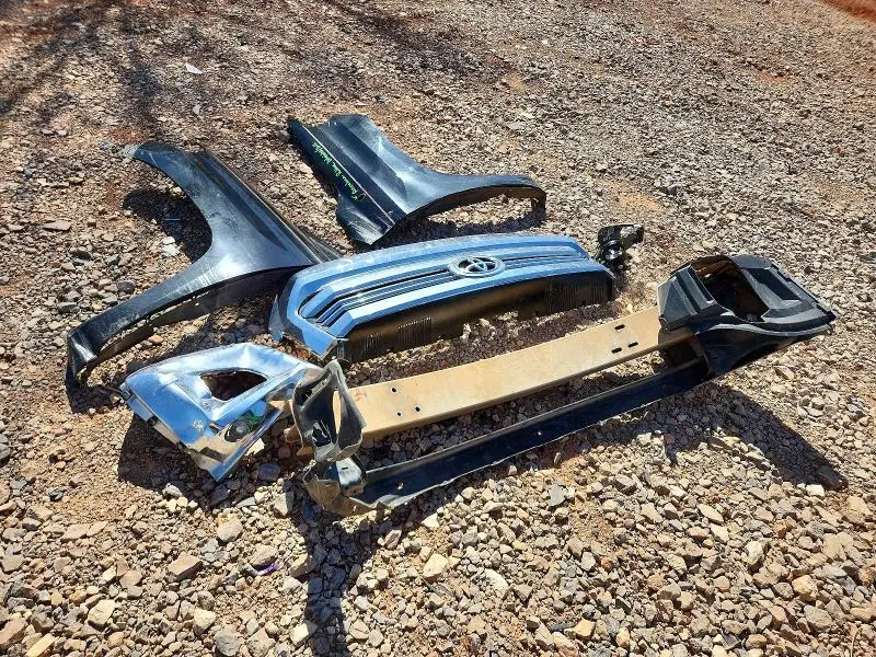 2016 TOYOTA TUNDRA SR5  