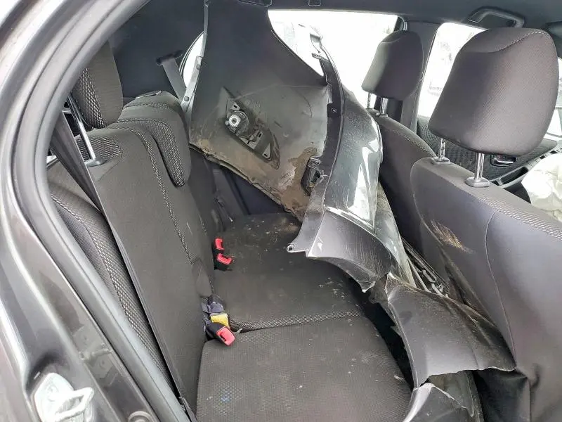 2011 TOYOTA YARIS BASE  