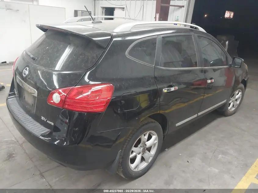2011 NISSAN ROGUE SV