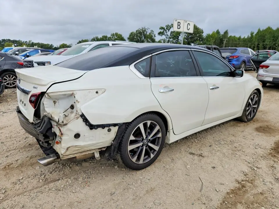 2017 NISSAN ALTIMA   