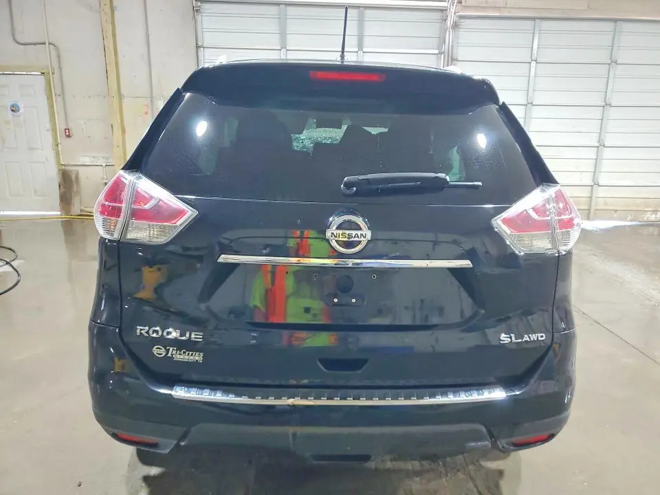 2015 NISSAN ROGUE SL  