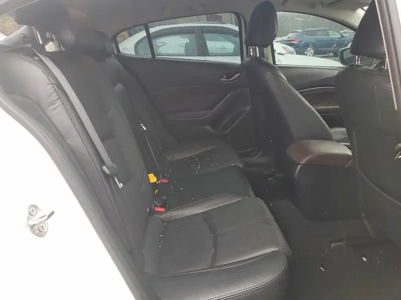 2018 MAZDA 3 GRAND TOURING  