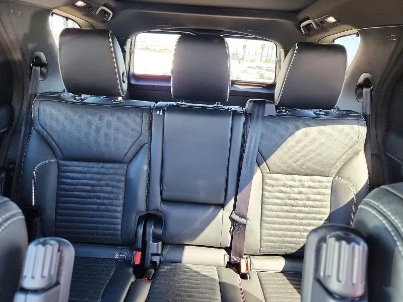 2019 LAND ROVER DISCOVERY HSE LUXURY  