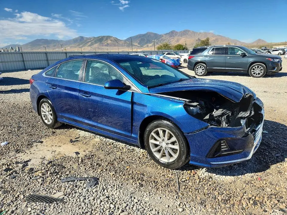 2018 HYUNDAI SONATA SE  