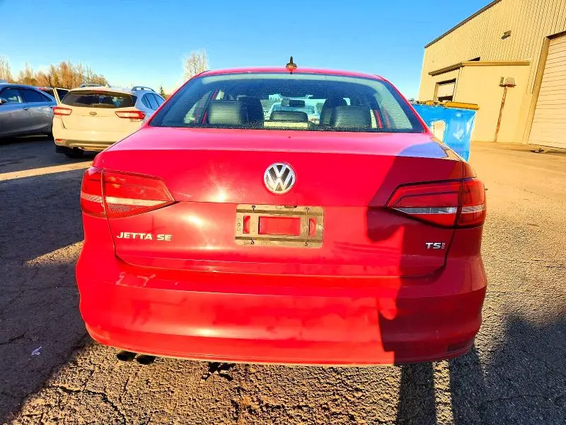 2015 VOLKSWAGEN JETTA SE  