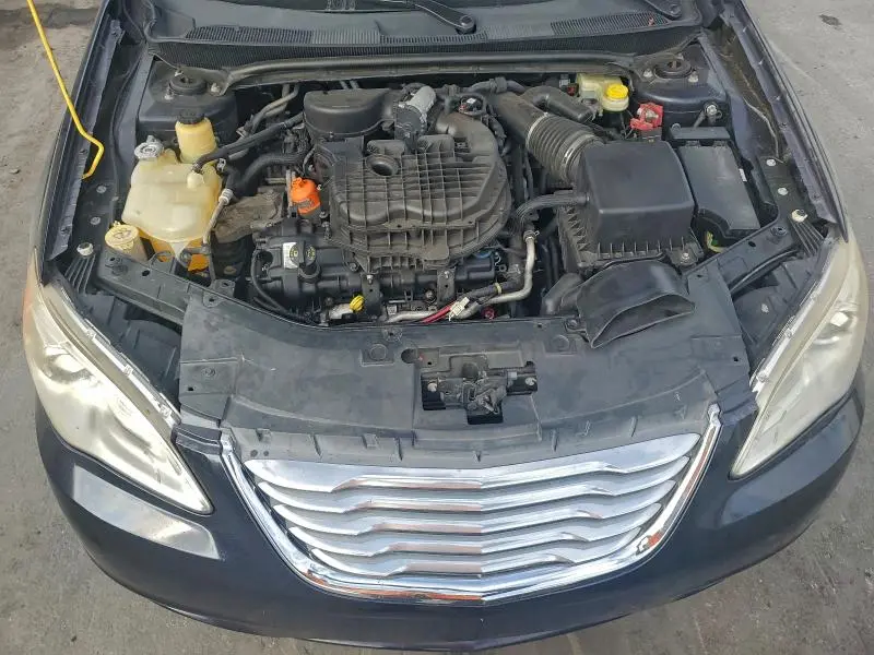 2012 CHRYSLER 200 TOURING  