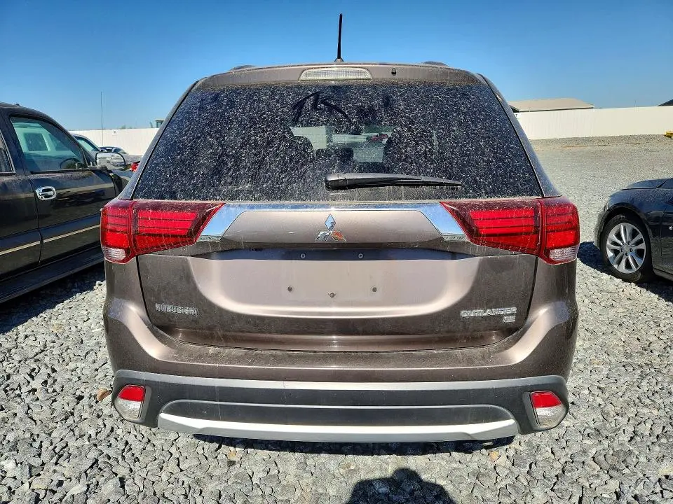 2016 MITSUBISHI OUTLANDER SE  