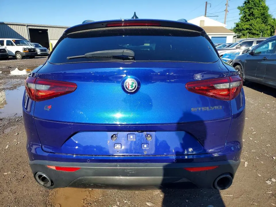 2021 ALFA ROMEO STELVIO SPORT  