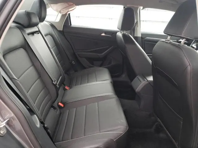 2024 VOLKSWAGEN JETTA SE  