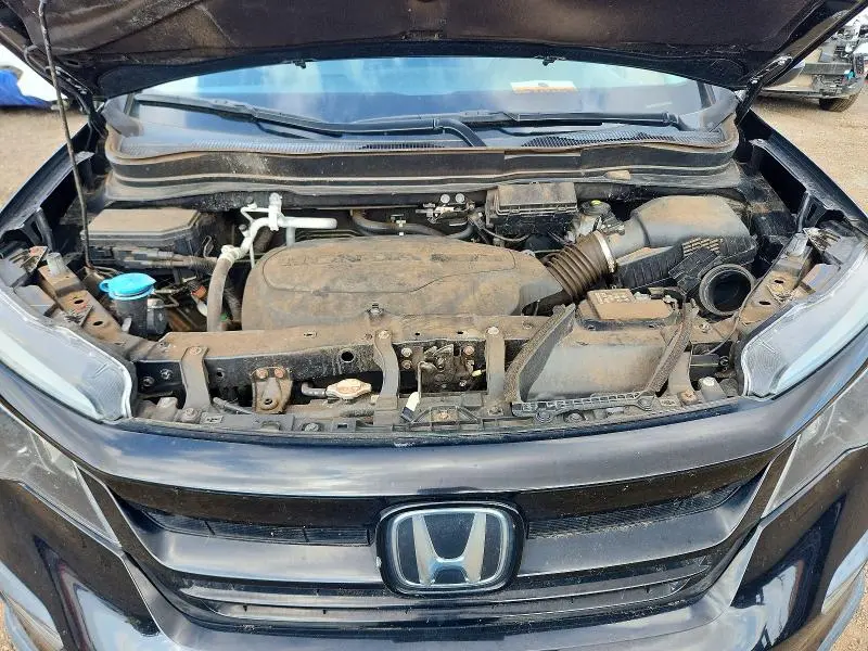 2022 HONDA PILOT SE  