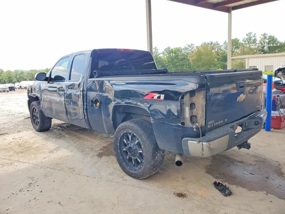 2011 CHEVROLET SILVERADO C1500 LT  