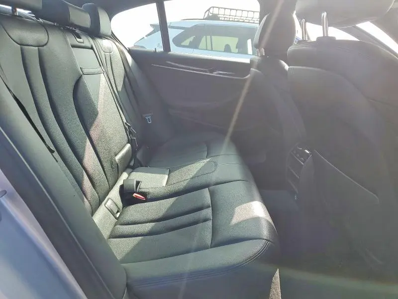 2018 BMW 530E   