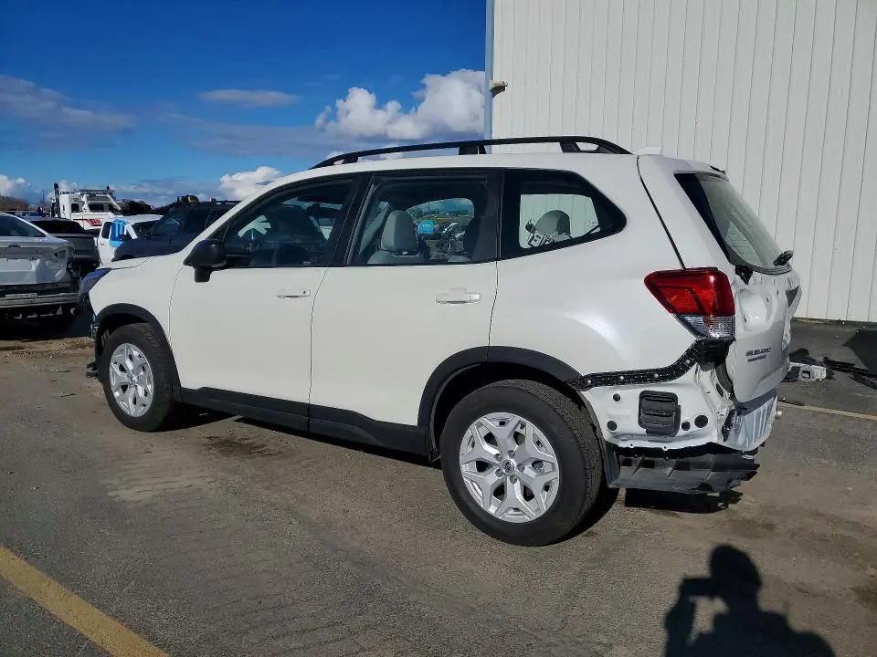 2022 SUBARU FORESTER   