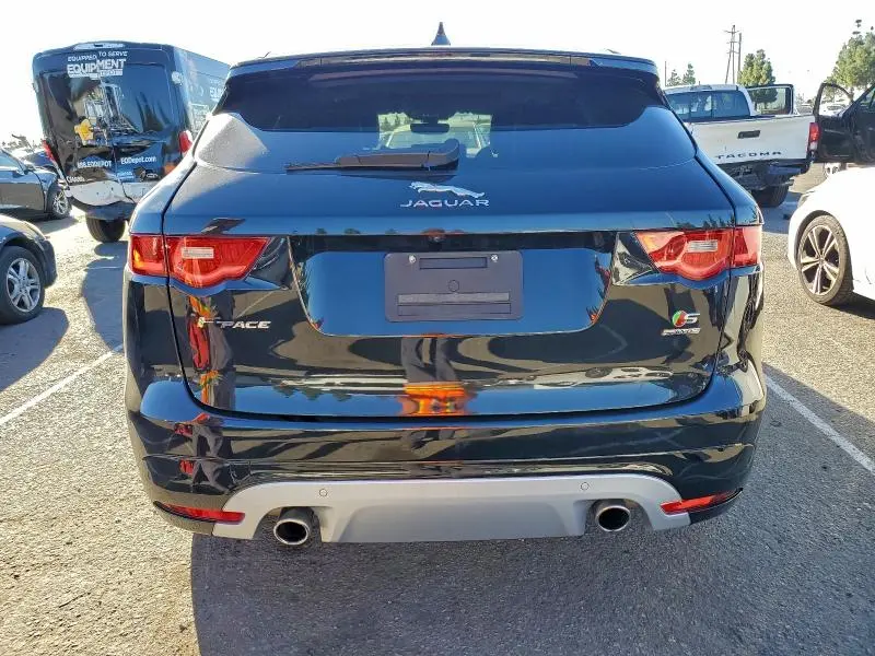 2019 JAGUAR F-PACE S  