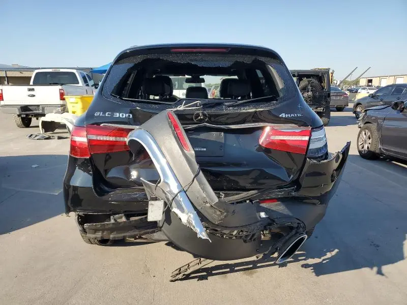 2018 MERCEDES-BENZ GLC 300 4MATIC  