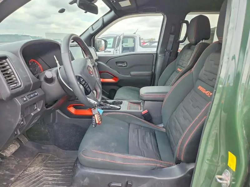 2024 NISSAN FRONTIER PRO-4X  