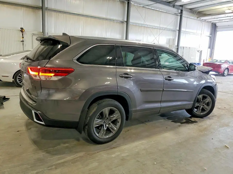 2018 TOYOTA HIGHLANDER LIMITED PLATINUM  