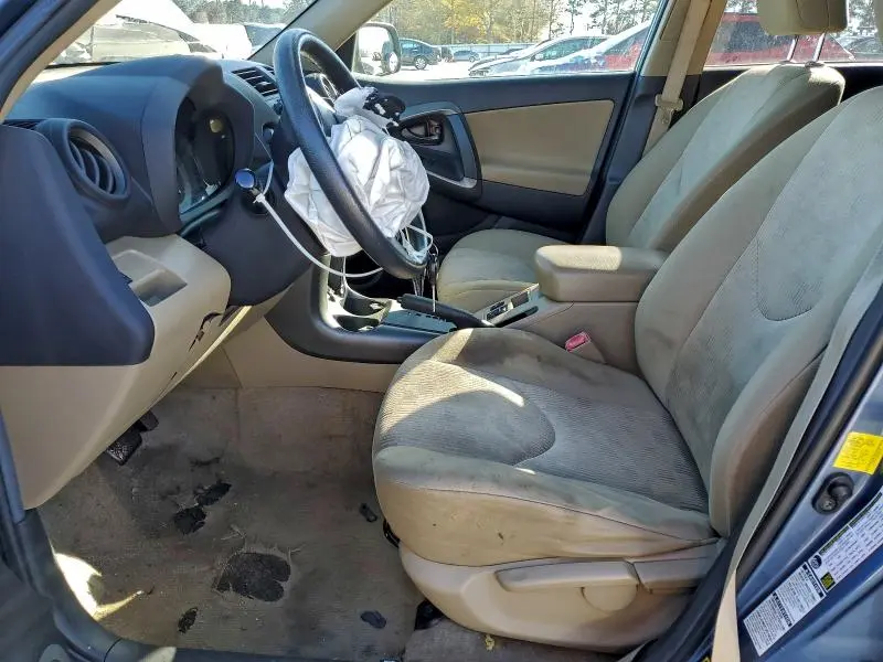 2011 TOYOTA RAV4 BASE  