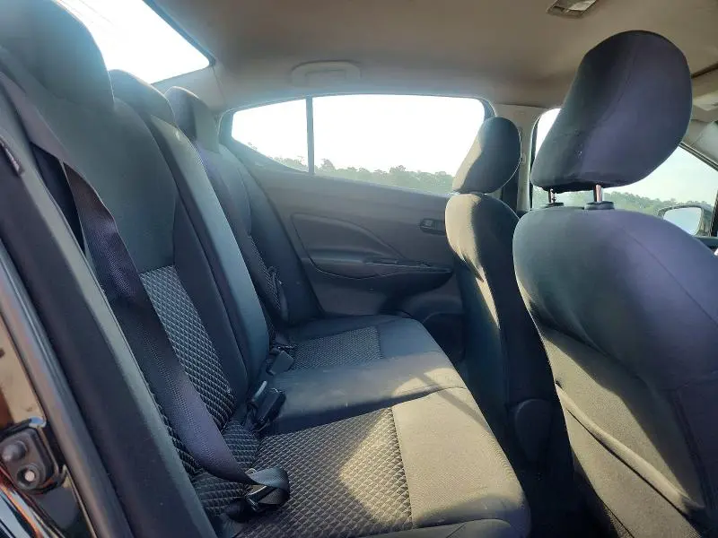 2020 NISSAN VERSA S  