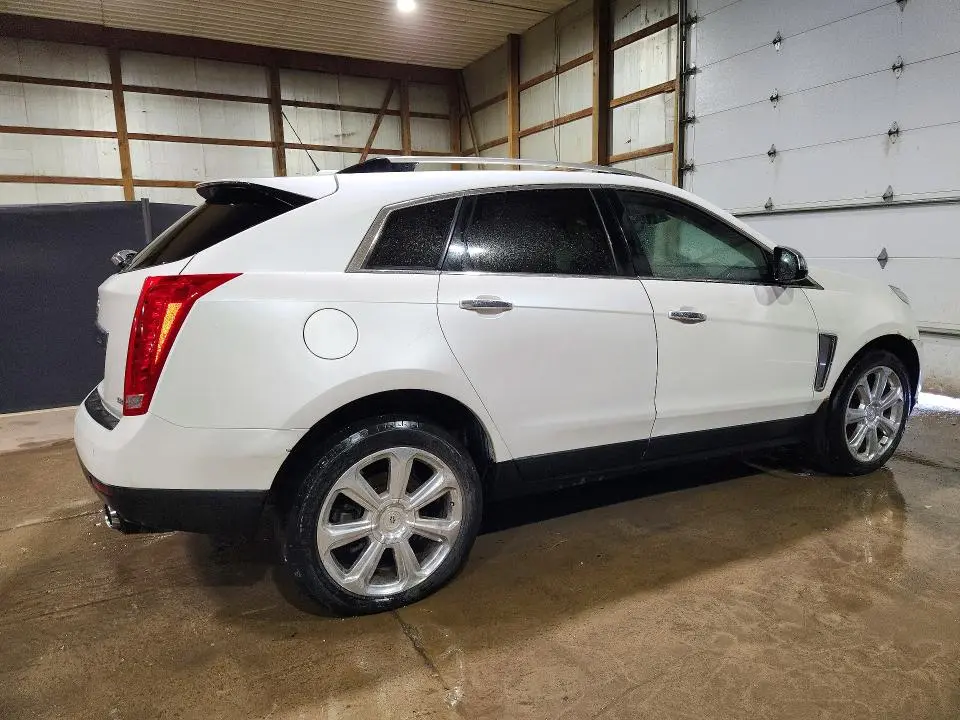 2016 CADILLAC SRX PERFORMANCE COLLECTION  