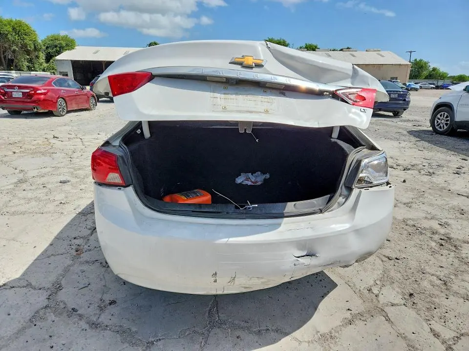 2019 CHEVROLET IMPALA LT  