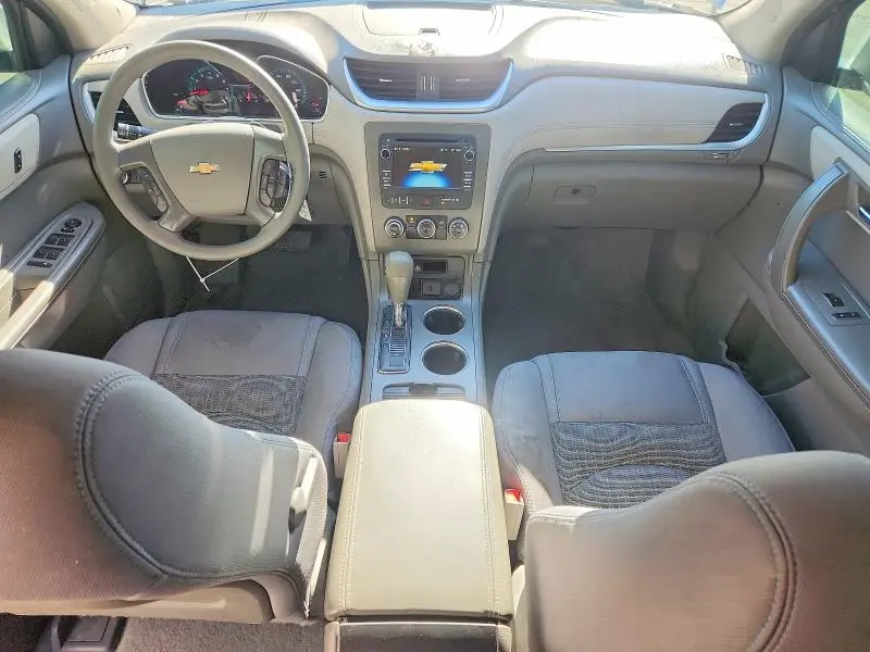 2015 CHEVROLET TRAVERSE LS  