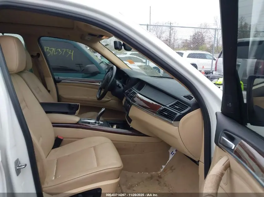 2011 BMW X5 XDRIVE50I