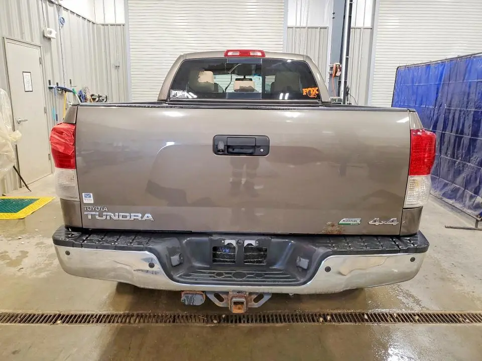 2010 TOYOTA TUNDRA GRADE  