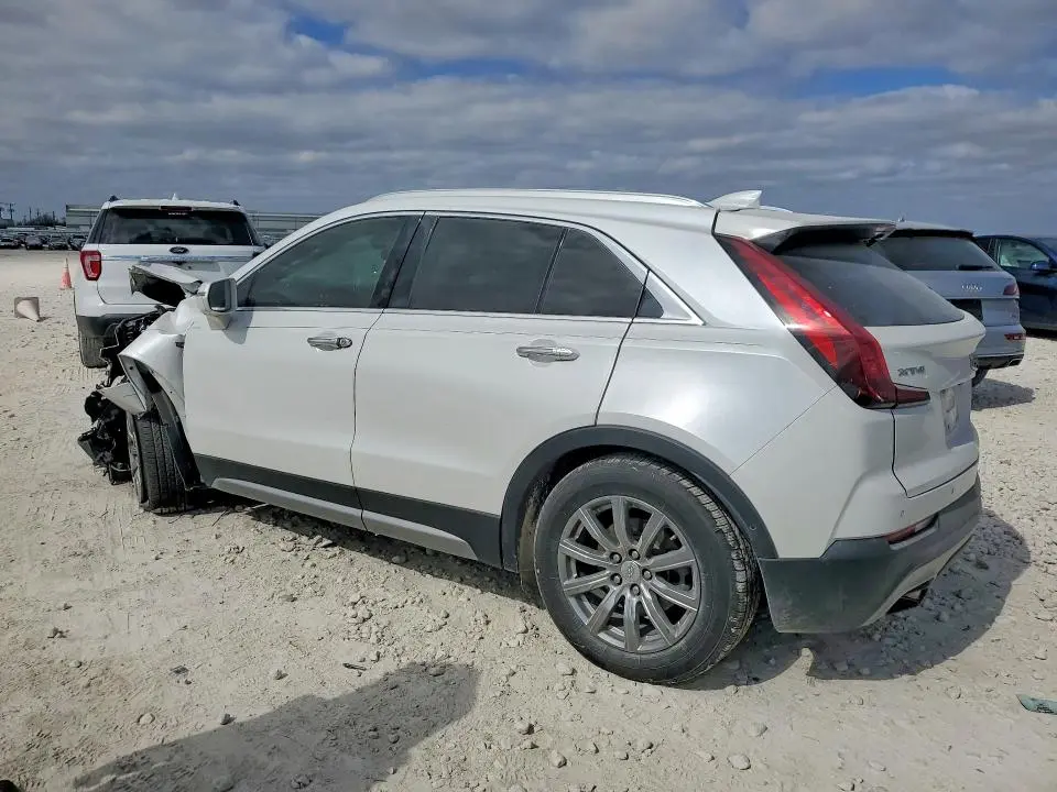 2019 CADILLAC XT4 PREMIUM LUXURY  