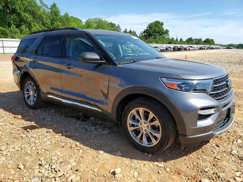 2021 FORD EXPLORER XLT  
