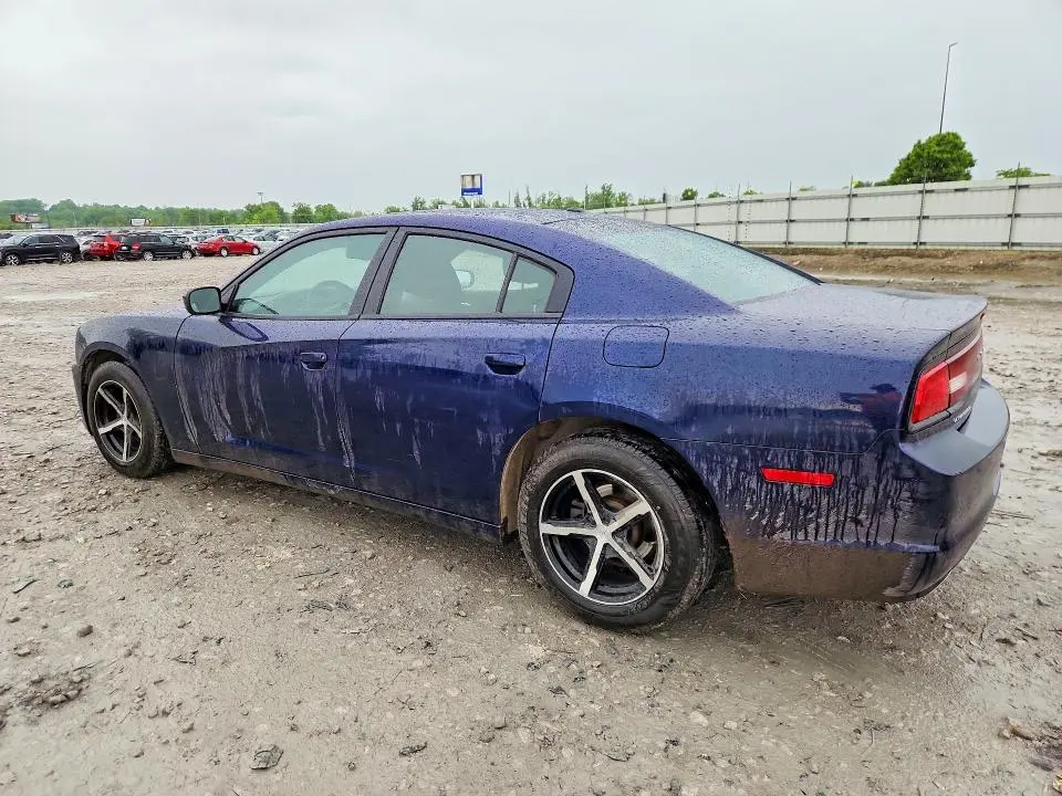 2013 DODGE CHARGER SE  