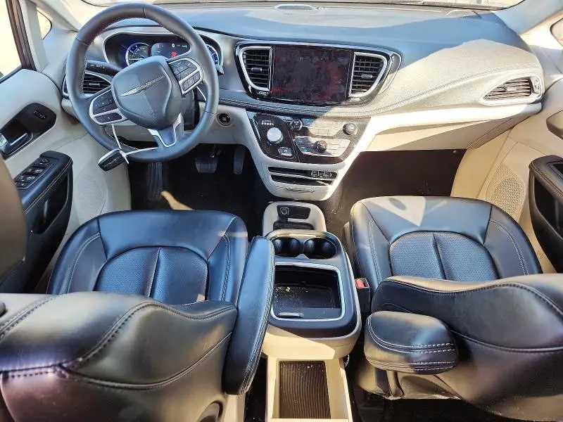 2023 CHRYSLER PACIFICA HYBRID TOURING L  