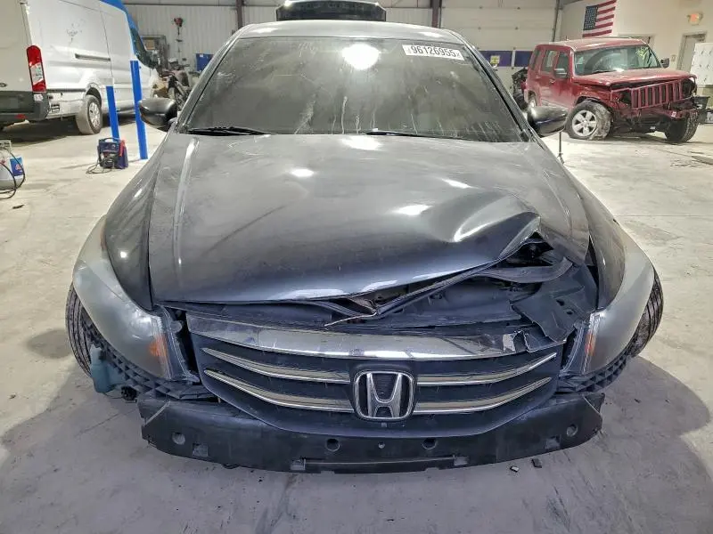 2011 HONDA ACCORD LXP  