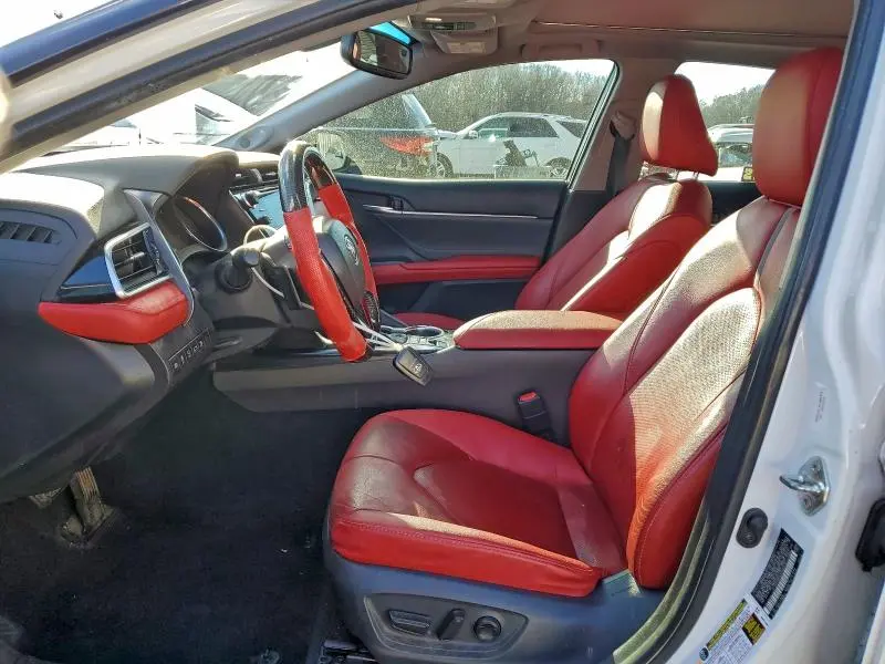 2018 TOYOTA CAMRY XSE  