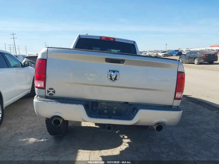 2015 RAM 1500 EXPRESS