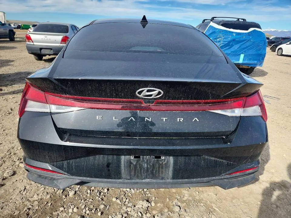 2021 HYUNDAI ELANTRA SEL  