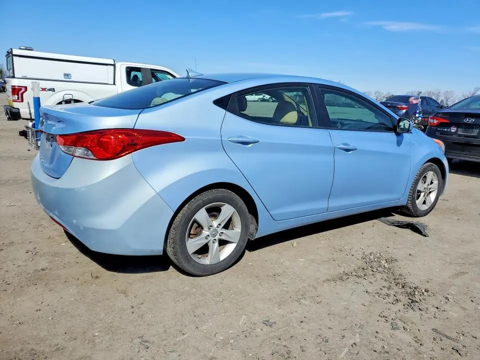 2012 HYUNDAI ELANTRA GLS  