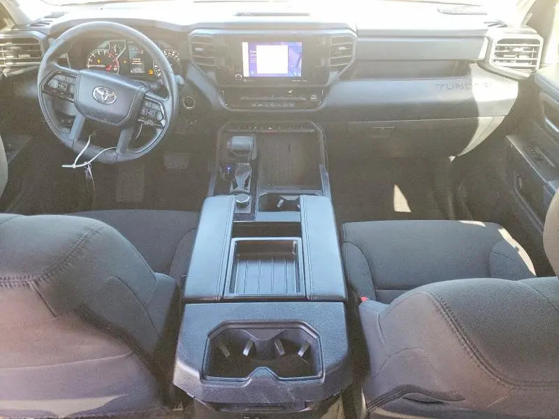 2024 TOYOTA TUNDRA CREWMAX SR  