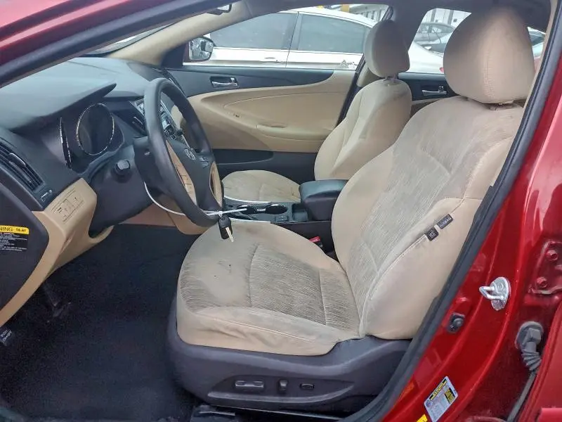 2013 HYUNDAI SONATA GLS  