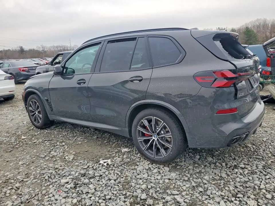 2026 BMW X5 M60I  