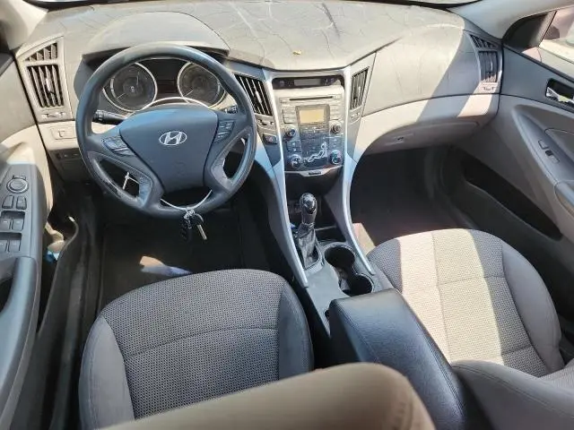 2011 HYUNDAI SONATA GLS  