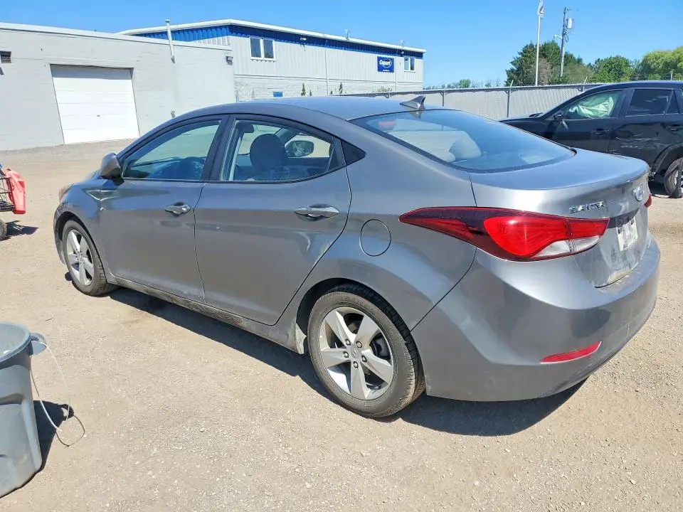 2014 HYUNDAI ELANTRA SE  